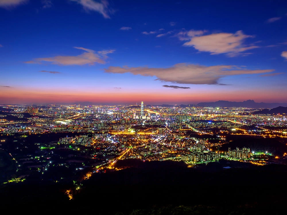 Sleepless Nights and Sunrise Views in Tokyo